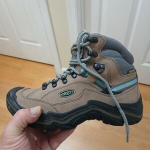 Keen Durand II Lace-Up Waterproof Adventure/HikingWinter Boots Size 7 for Wom